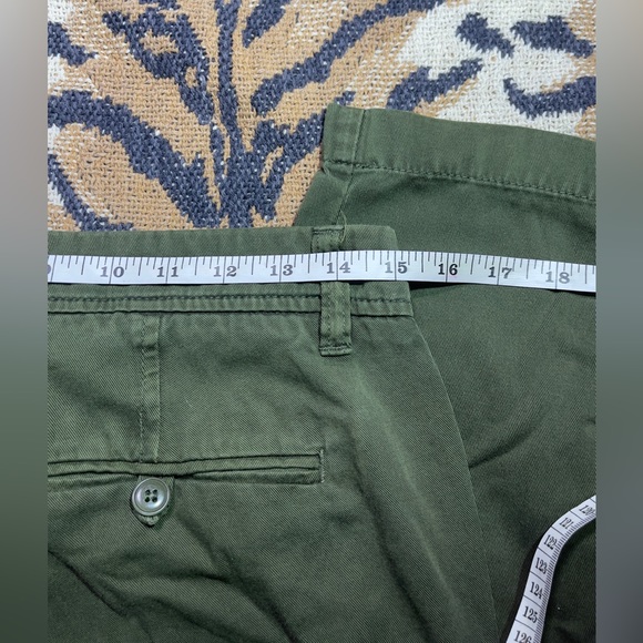 EUC J. Crew women's Green Chino Pants, size 4P, 100% cotton - Picture 5 of 8